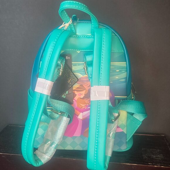 NWT Loungefly-Disney Tangled Rapunzel Castle Glow-in-the-dark Mini Backpack - Picture 4 of 4